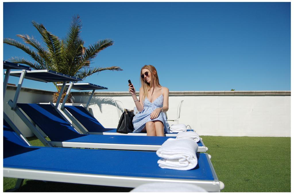 Residence Mimosa Rimini Exterior photo
